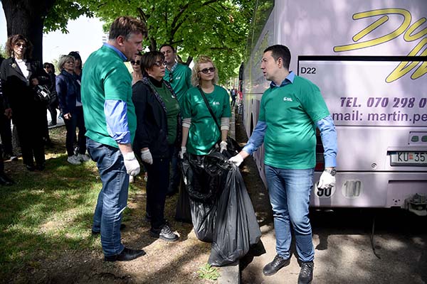 AKSION MASIV PËR PASTRIMIN E DEPONIVE TE EGRA NË SHKUP