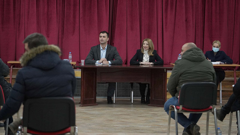 Се реализира едно од ветувањата за првите 82 дена од градоначалничкиот мандат на Арсовска - Тимови на Град Скопје на терен со проценка на состојбата со заборавените населби