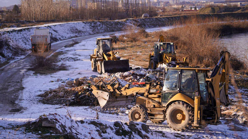 Денеска исчистена дива депонија од 2000 квадратни метри во Горно Лисиче, собрани 250 кубни метри смет