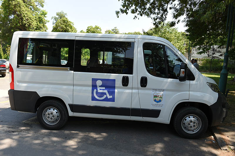 Град Скопје и ЈСП склучија договор за организиран превоз на лица со потешка телесна инвалидност