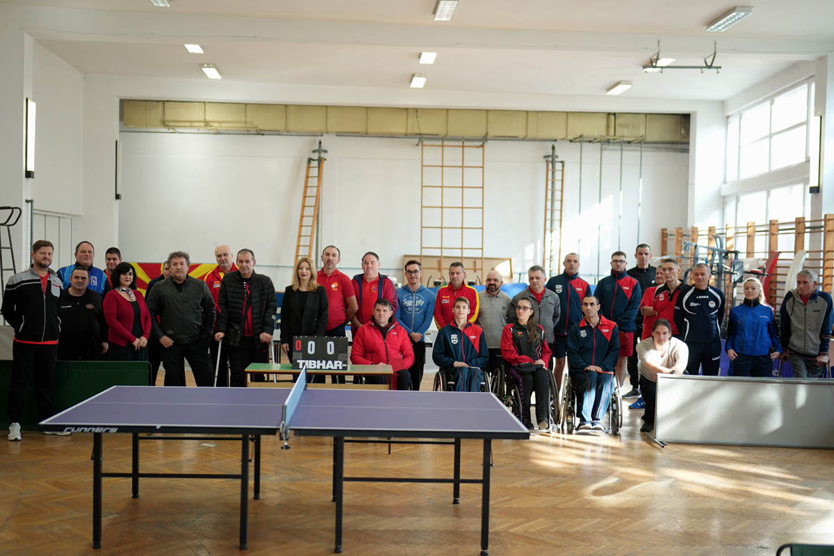 Janë hapur Turnetë ndërkombëtare në ping-pong dhe gollball për sportistë me invaliditet trupor dhe personat me shikim të dëmtuar